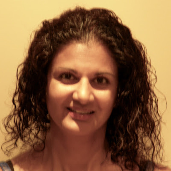 Meet your Posher, Simmi - Picture 1 of 1